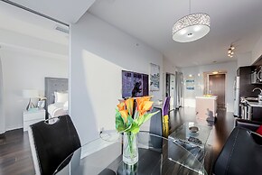 Breathtaking City Views Spacious Fully Furnished Condo - Sleeps 6, Fre