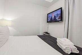 Breathtaking City Views Spacious Fully Furnished Condo - Sleeps 6, Fre