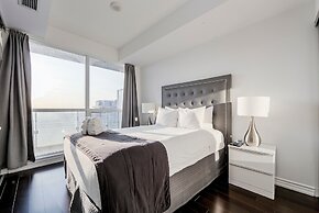 Breathtaking City Views Spacious Fully Furnished Condo - Sleeps 6, Fre
