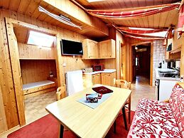 Apartment Near the Gondelbahn With Shared Pool