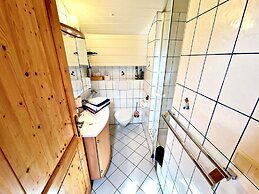 Apartment Near the Gondelbahn With Shared Pool