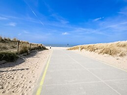Apartment With sea View and Parking in Katwijk aan Zee