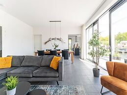 Attractive Villa in Zeewolde With Garden