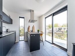 Attractive Villa in Zeewolde With Garden