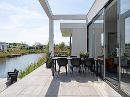 Attractive Villa in Zeewolde With Garden