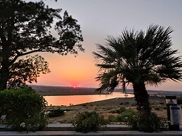 Belvilla by OYO Charming Corner Sea and Sun