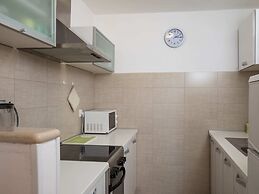 Apartment Meet & Greet- Studio Apartment With Terrace and Sea View