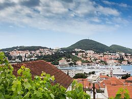 Apartment Meet & Greet- Studio Apartment With Terrace and Sea View