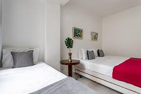 2 Minutes From Copacabana Beach A502