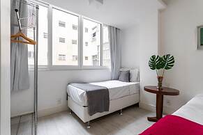 2 Minutes From Copacabana Beach A502