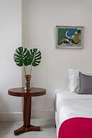 2 Minutes From Copacabana Beach A502