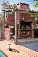 the House by the sea Beach Holiday Villa for Families up 8-9 Persons