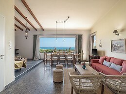 the House by the sea Beach Holiday Villa for Families up 8-9 Persons