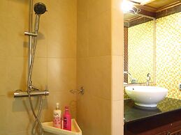 6 39 -2bedroom 2baths 1 km Walking to Patong Beach