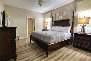 Paradise By The Parks 9 Bedroom Home by Redawning