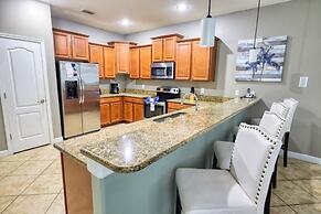 Paradise By The Parks 9 Bedroom Home by Redawning