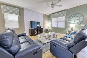 Paradise By The Parks 9 Bedroom Home by Redawning