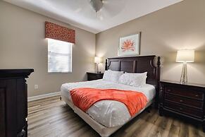 Paradise By The Parks 9 Bedroom Home by Redawning