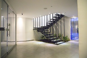 Hotel ByHours Circunvalar