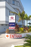 Hotel ByHours Circunvalar