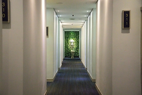 Hotel ByHours Circunvalar