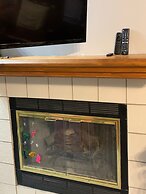 Cozy Stay in Kc Area