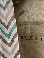 Cozy Stay in Kc Area