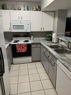 Cozy Stay in Kc Area