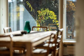 Luxury Apartment With Smart TV Free Parking Large Garden