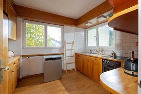 Luxury Apartment With Smart TV Free Parking Large Garden