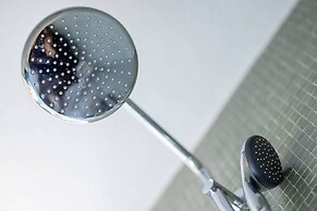 Luxury Apartment With Smart TV Free Parking Large Garden