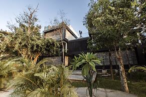 Bh78 Vip Penthouses Immersive Magic Experience