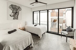 Bh78 Vip Penthouses Immersive Magic Experience