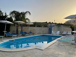 Room in B&B - Relais Dea Degli Ulivi House