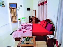 Renajoe Exclusive Centre