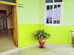 Renajoe Exclusive Centre