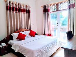 Renajoe Exclusive Centre