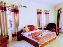 Renajoe Exclusive Centre