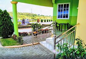 Renajoe Exclusive Centre