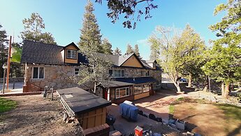 Sherwood Arms Motel