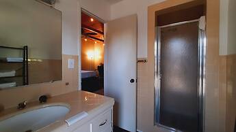 Sherwood Arms Motel