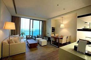 Stunning 80m2 Sea View Apartment, 1-min To Beach