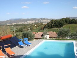 Villa in Cagli With Private Garden