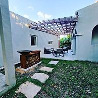 OASIS Apartments Simpson Bay