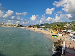 OASIS Apartments Simpson Bay