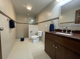 OASIS Apartments Simpson Bay