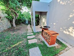 OASIS Apartments Simpson Bay