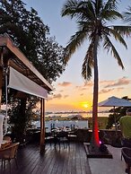 OASIS Apartments Simpson Bay