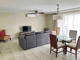 OASIS Apartments Simpson Bay