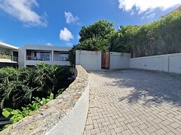 OASIS Apartments Simpson Bay